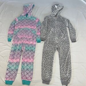 Cat & Jack Kids Onesie pajamas - Mermaid and Leopard size 7/8